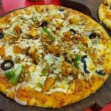 Chicken Double Layer Royal Cheese Burst Pizza